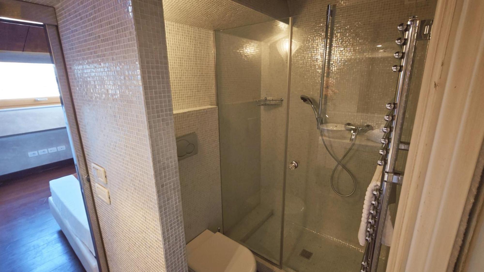 Opera Luxury Apartment Верона Екстериор снимка